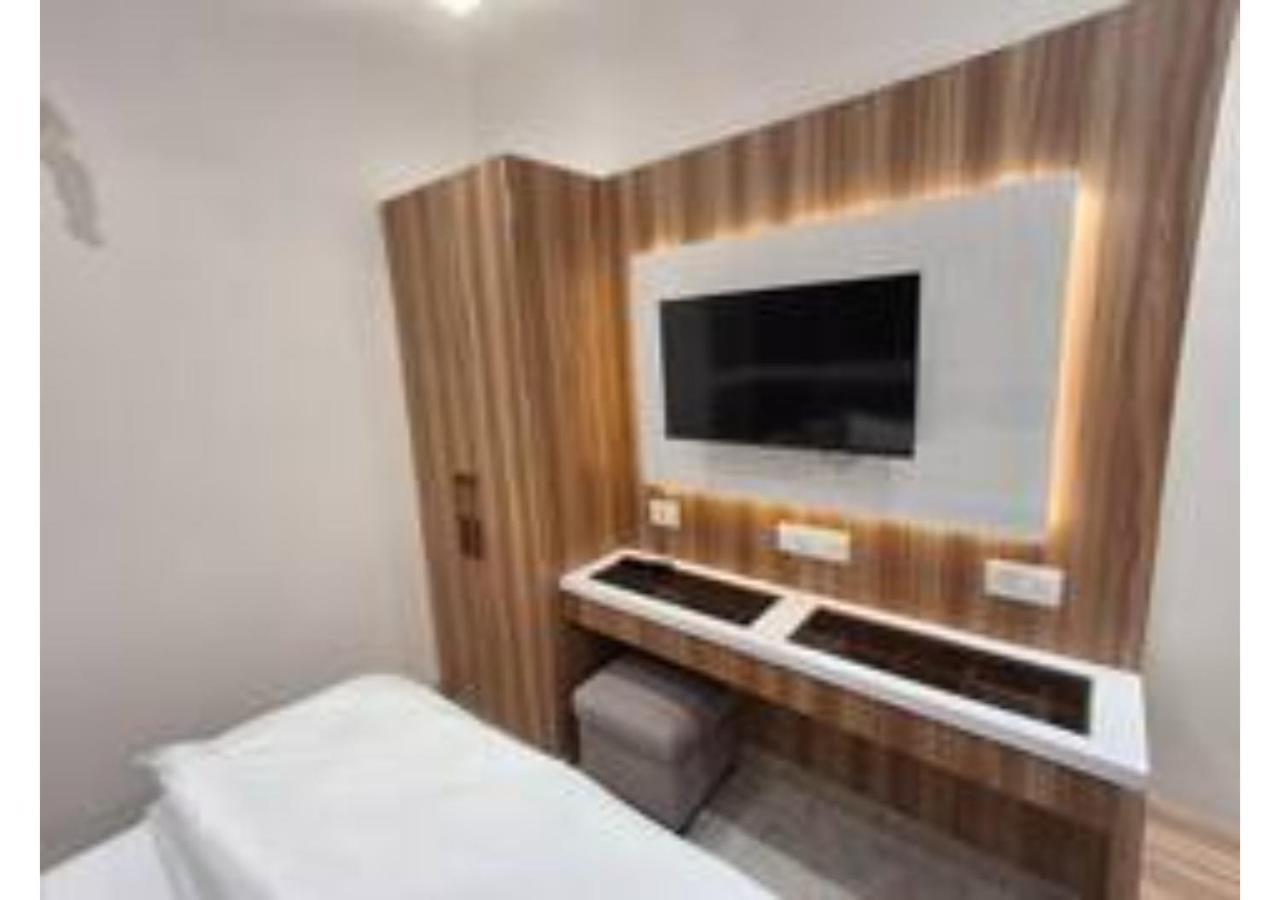 Raghav Vilas - Essence Of Kashi Varanasi Exterior photo